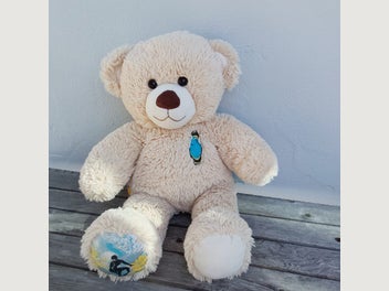 Image 1 of 8