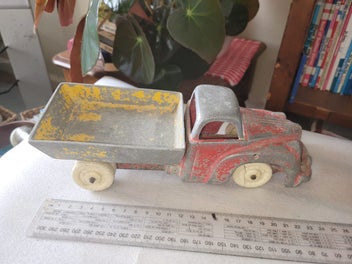 Image 1 of 4