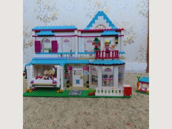 Image 1 of 4