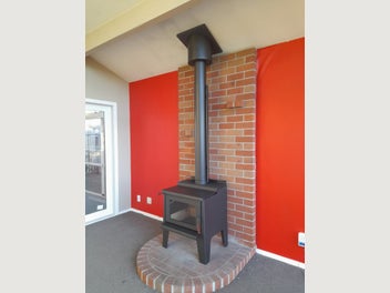 Image 1 of 8