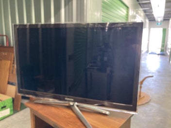 Image 1 of 7
