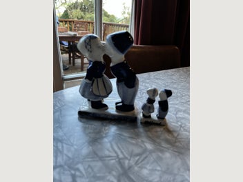 Image 1 of 5