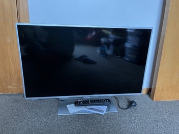 Image 1 of 8