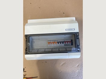 Image 1 of 7