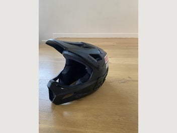 Image 1 of 6
