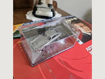Image 1 of 1