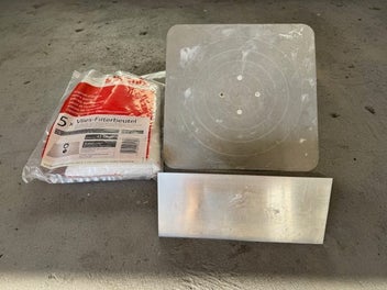 Image 1 of 2