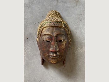 Image 1 of 3