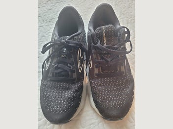 Image 1 of 7