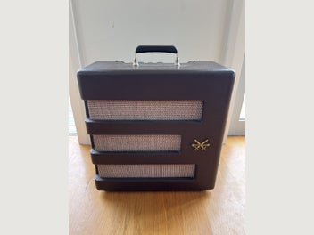 Image 1 of 3