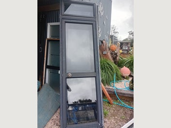 Image 1 of 7