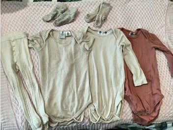 Image 1 of 7
