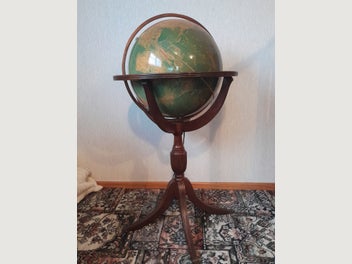 Image 1 of 4