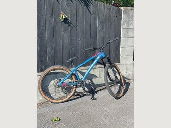 Image 1 of 5