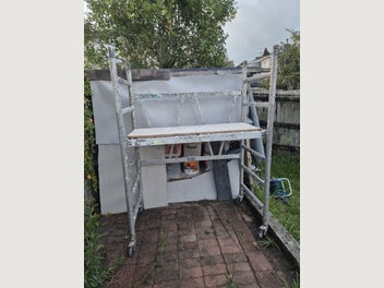 Image 1 of 6
