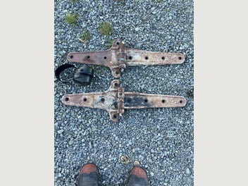 Image 1 of 2