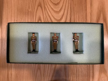 Image 1 of 6