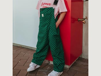 Image 1 of 4