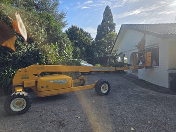 Image 1 of 18