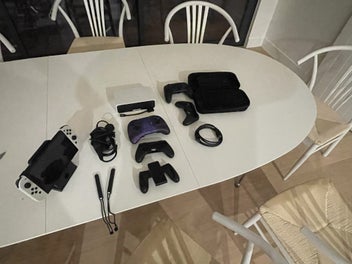 Image 1 of 7