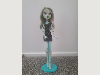 Image 1 of 3