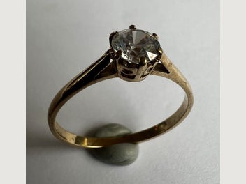 Image 1 of 5