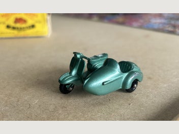 Image 1 of 7