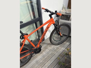 Image 1 of 7