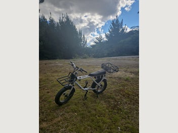 Image 1 of 6