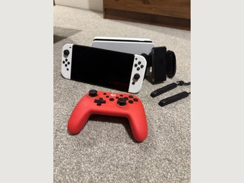 Image 1 of 3