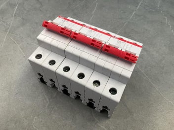 Image 1 of 7