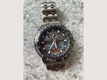 Image 1 of 7