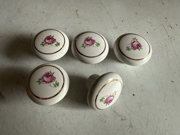 Image 1 of 5