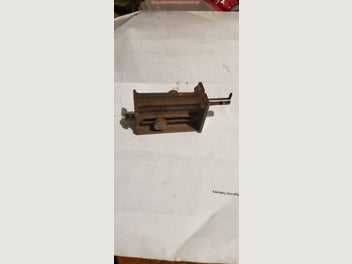 Image 1 of 4