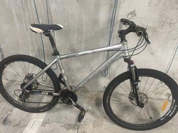 Image 1 of 6