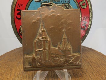 Image 1 of 2