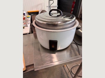 Image 1 of 6