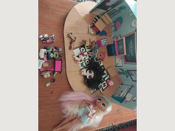 Image 1 of 5