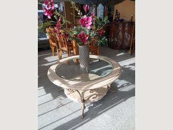 Image 1 of 8