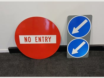 Image 1 of 2