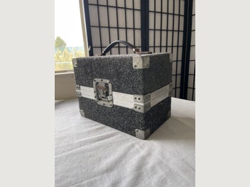 Image 1 of 6