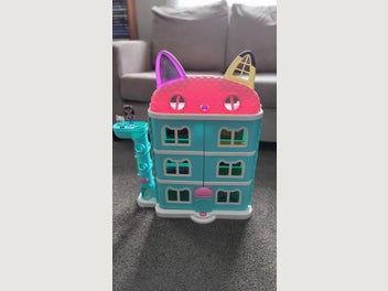 Image 1 of 5
