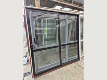 Image 1 of 6