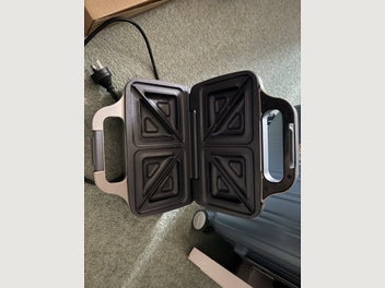 Image 1 of 3
