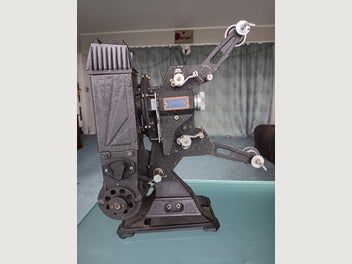 Image 1 of 6