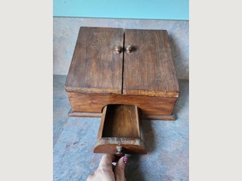 Image 1 of 6