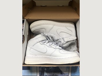 Image 1 of 3
