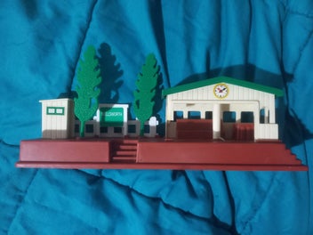 Image 1 of 2