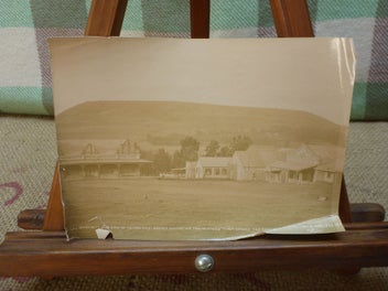 Image 1 of 8