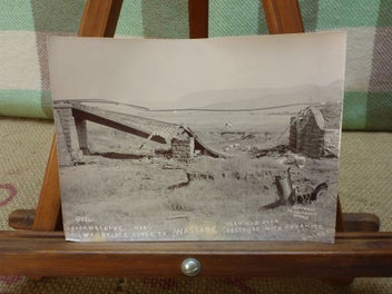 Image 1 of 7